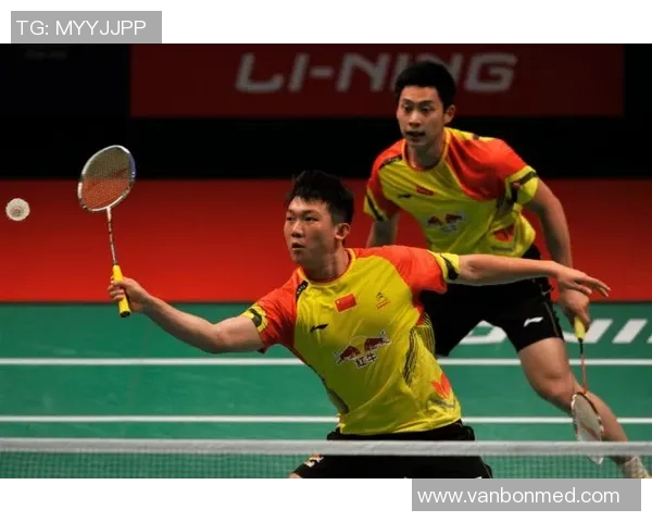 广州羽毛球队防守策略深度解析与实战技巧分享 广州羽毛球队防守策略深度解析与实战技巧分享