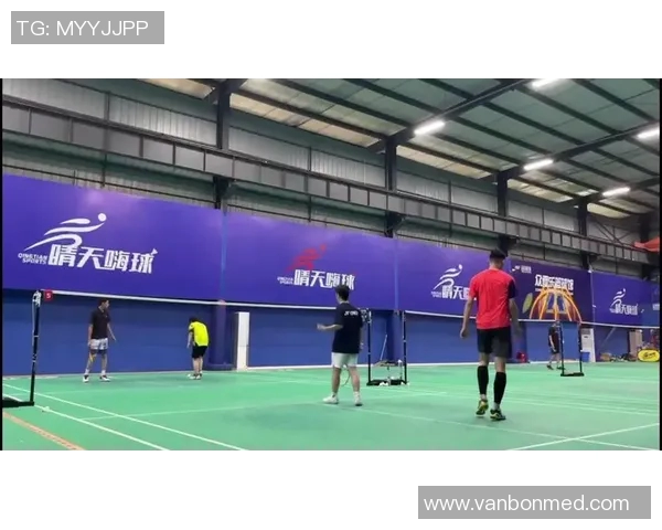 广州羽毛球队的力量变革引发热议探讨运动发展新趋势 广州羽毛球队的力量变革引发热议探讨运动发展新趋势