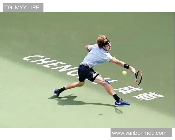 成都网球队在世界杯中的节奏表现分析与点评 成都网球队在世界杯中的节奏表现分析与点评