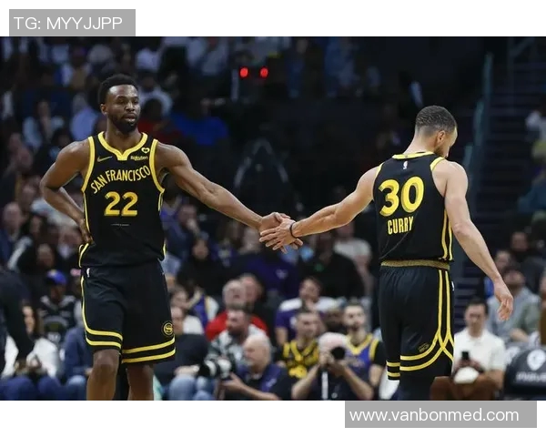 勇士与骑士谁更强大历史对比与球员表现全面分析 勇士与骑士谁更强大历史对比与球员表现全面分析