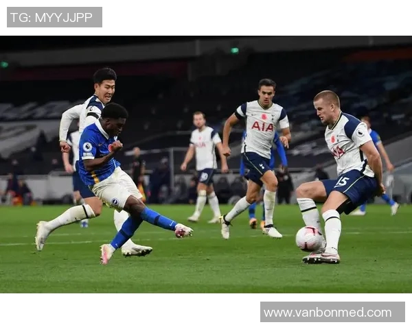 曼城与曼联巅峰对决直播现场全程回顾与精彩瞬间分享