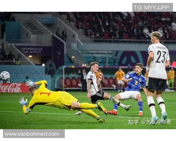 雷霆与奇才激战正酣11月3日精彩对决引发球迷热议 雷霆与奇才激战正酣11月3日精彩对决引发球迷热议