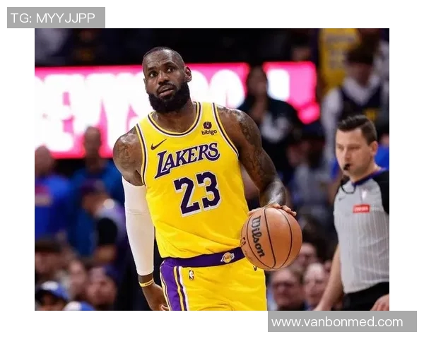 勒布朗詹姆斯：篮球巨星的传奇旅程与时代影响力解析