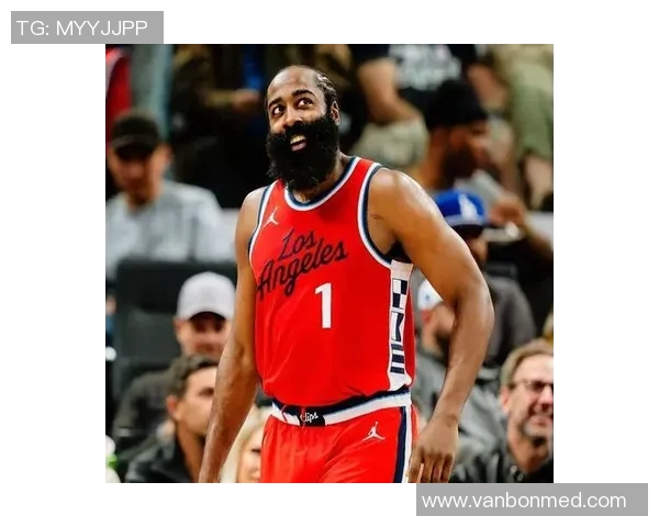 哈登与威金斯的对决谁能在赛场上笑到最后引发球迷热议