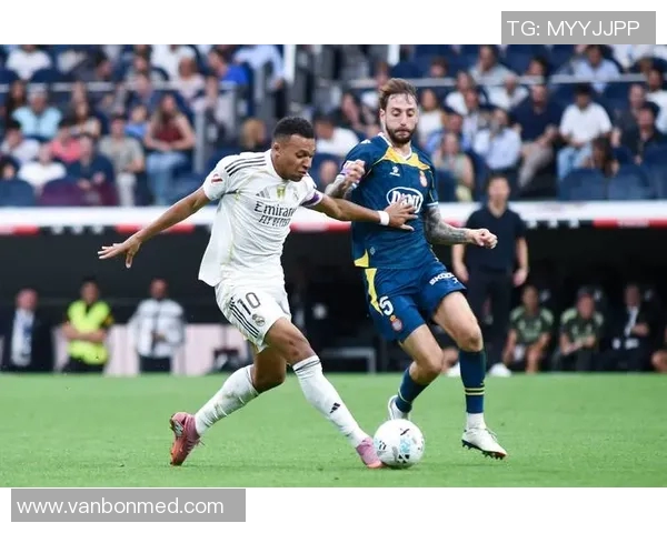 皇马主场迎战阿拉维全力争胜力争积分榜前列 皇马主场迎战阿拉维全力争胜力争积分榜前列