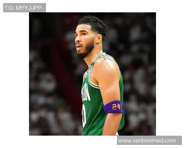杰森塔图姆如何在NBA赛场上展现领袖风范与超凡实力