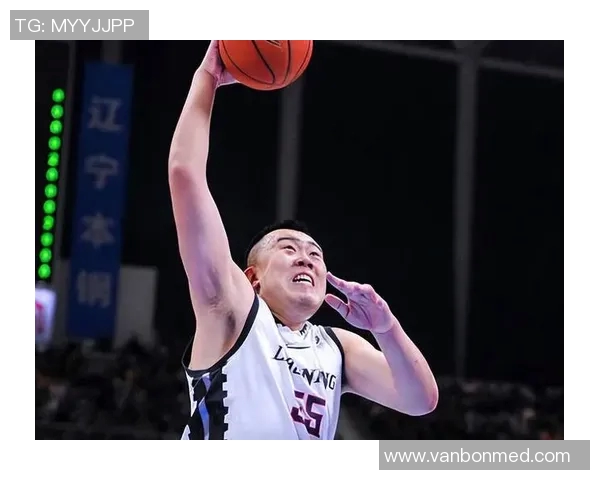 韩德君:从篮球新星到CBA传奇的辉煌历程与未来展望