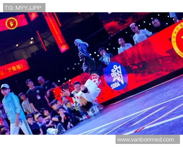 上海街舞队的配合变革引发热议街舞文化的新潮流与挑战