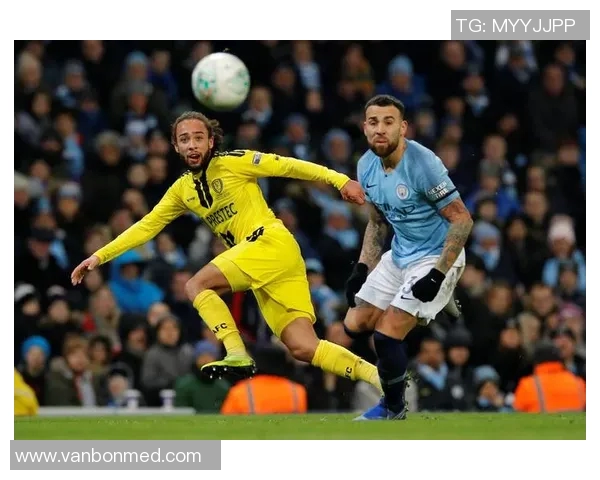 切尔西主场迎战雷丁力争全取三分展现强队风范