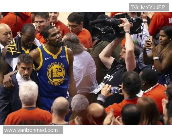 总决赛精彩回顾猛龙与勇士的巅峰对决全场录像分享 总决赛精彩回顾猛龙与勇士的巅峰对决全场录像分享